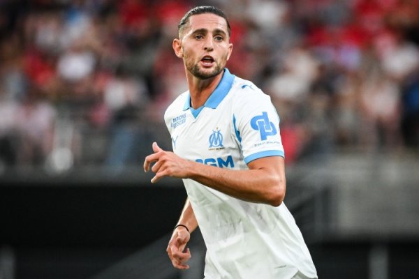 DIMA: AC Milan đang chờ đợi câu trả lời từ Rabiot và Joe Gomez, và các cuộc đàm phán đang tiếp tục