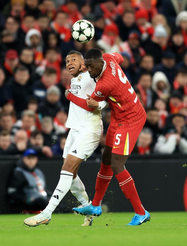 Mbappe yêu cầu Real Madrid ký tên? 🤣konat trêu chọc: Đúng vậy, anh ta gọi cứ sau 2 giờ một lần