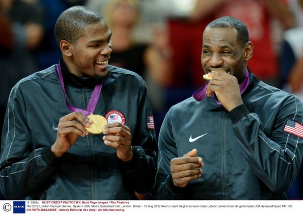 KWAME: NBA sợ rằng LBJ có thể thêm Miami Suns hoặc nhớ lại các siêu nhân và nhận cho anh ta &KD.