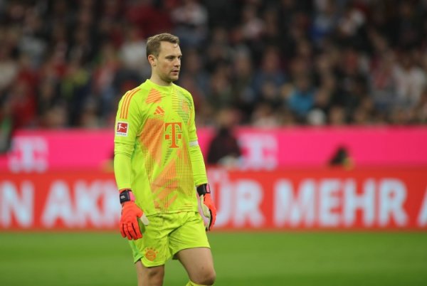 Neuer có chức vô địch Champions League thứ 102 trong sự nghiệp, vượt qua Casillas