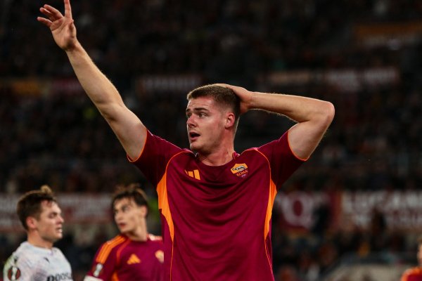 Thay thế ngay từ đầu! Roma: Tiền đạo Ferguson có tiền sử chấn thương mắt cá nặng, Roma chưa sẵn sàng