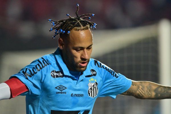 Cựu tuyển thủ Mỹ: Ký hợp đồng với Neymar có thể giúp Miami kiếm được rất nhiều tiền nhưng anh cũng s