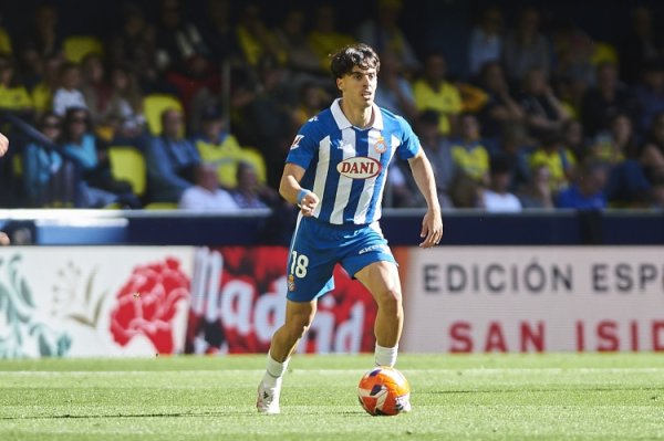 Hàng ngày: Cựu cầu thủ Espanyol Aguado ra tòa vì cáo buộc tấn công tình dục, khẳng định mối quan hệ