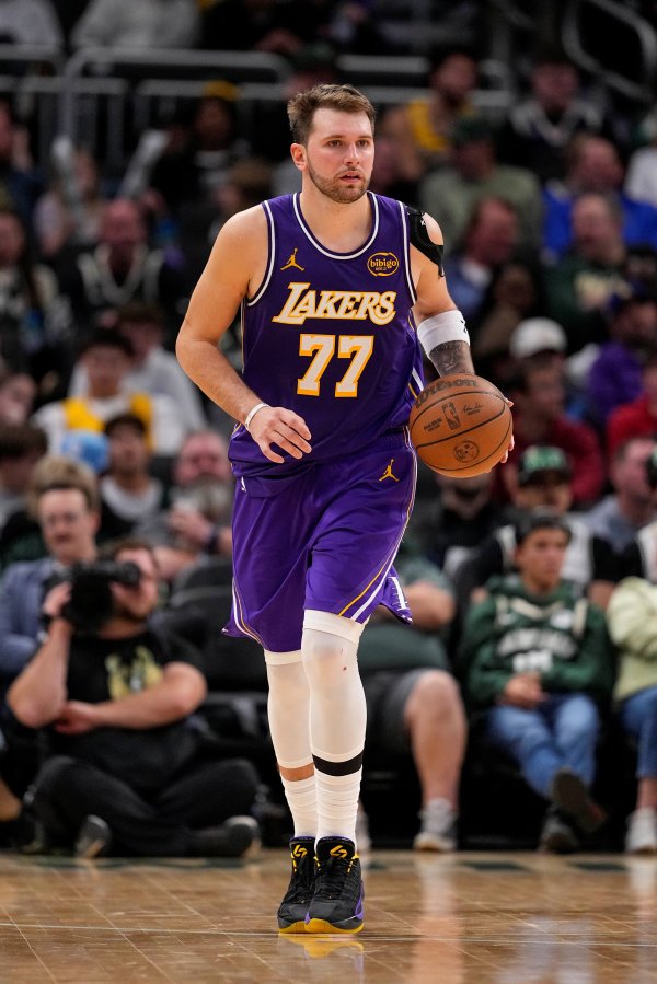 Dẫn đầu với 29 điểm sau giờ nghỉ giải lao! Doncic: Điều này thật khó tin và phản ánh đầy đủ sức mạnh